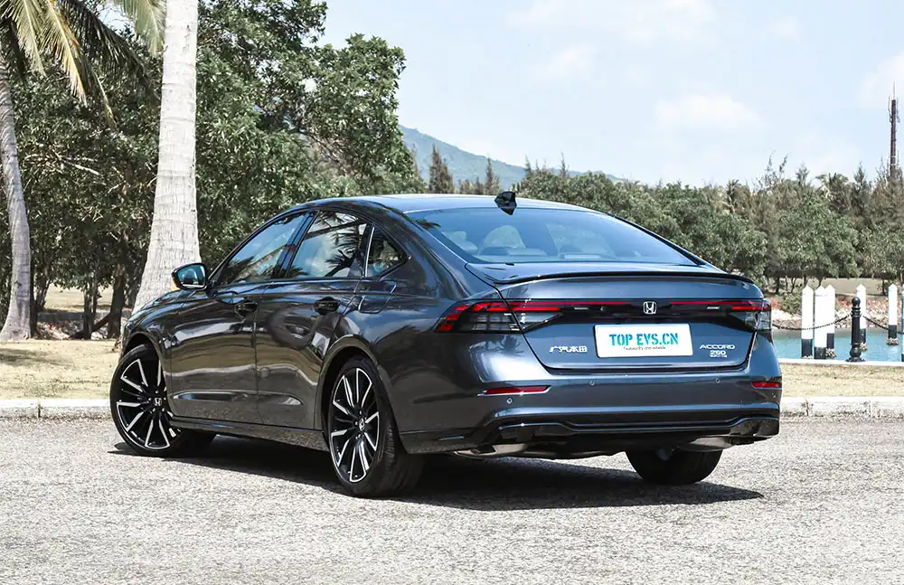 Honda Accord 2025