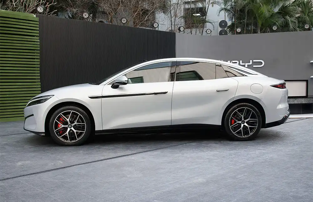 BYD Han L EV 2025