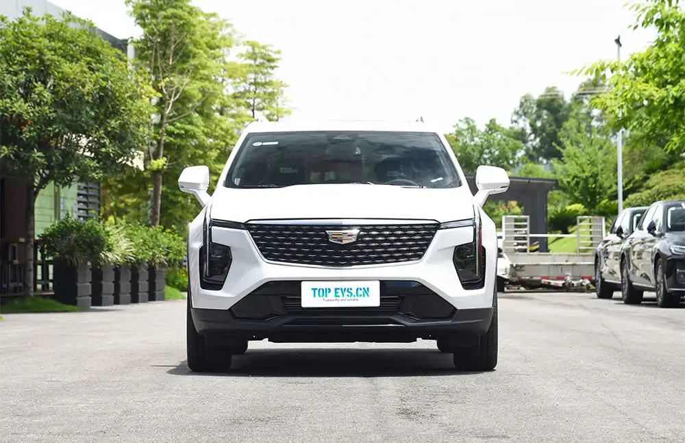2025 Cadillac XT4