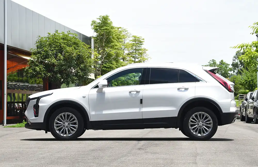 2025 Cadillac XT4