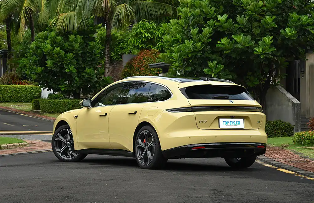 2025 NIO ET5T