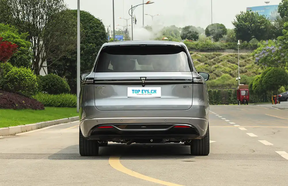 2025 Deepal S09