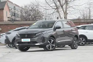 2025 Peugeot 5008