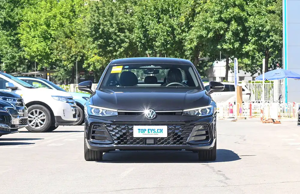 2025 Volkswagen Passat