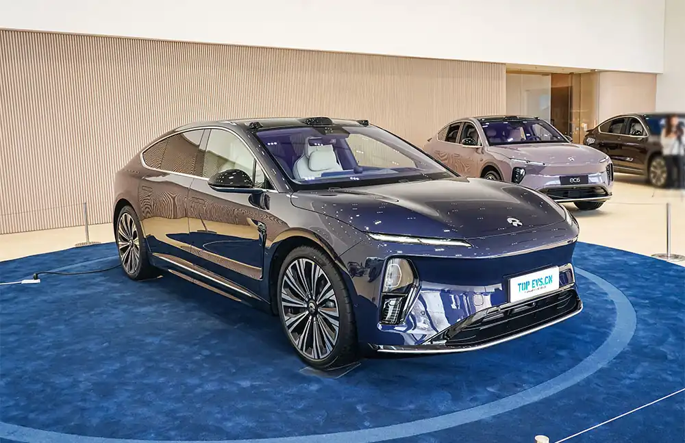 2025 NIO ET9