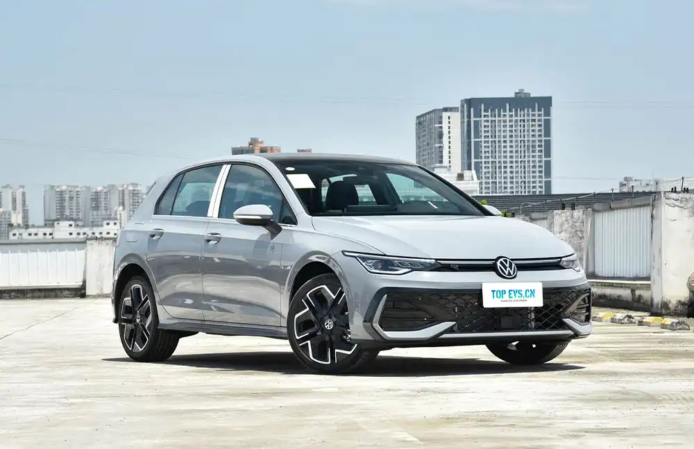 Volkswagen Golf 2025