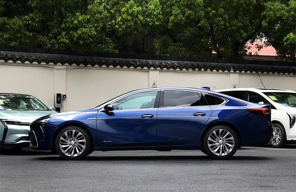 2025 Buick LaCrosse