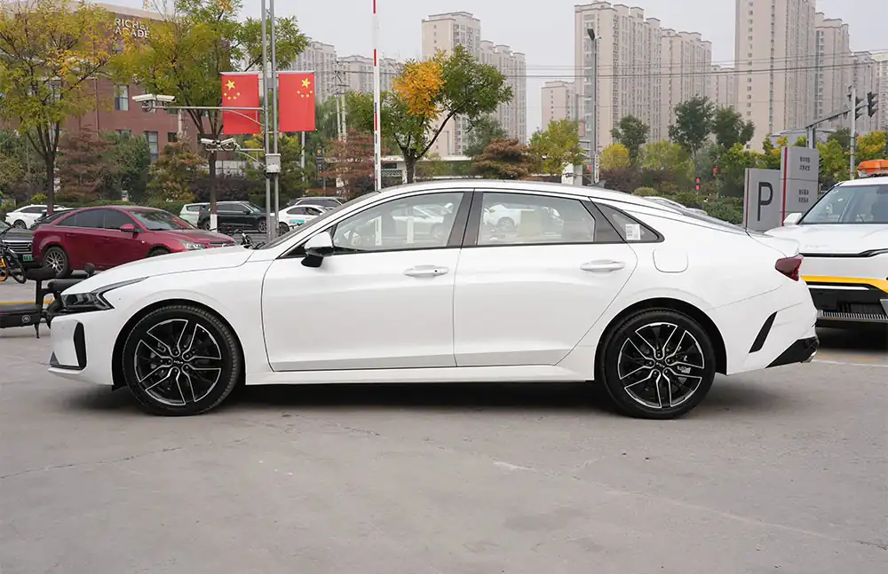 2025 Kia K5