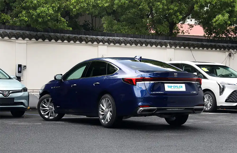 2025 Buick LaCrosse