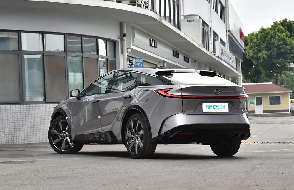 2025 Toyota bZ5