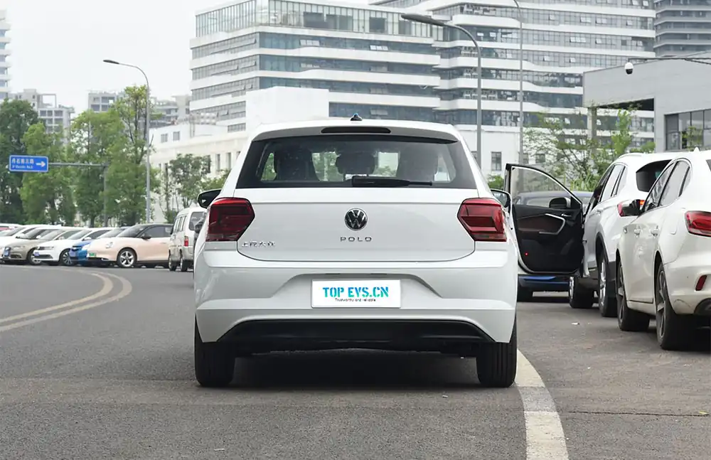 Volkswagen Polo Plus 2023