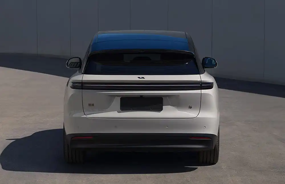 2025 Li i6