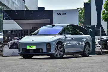2025 Li Auto i8 Estándar