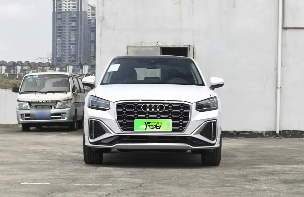 Audi Q2L 2025