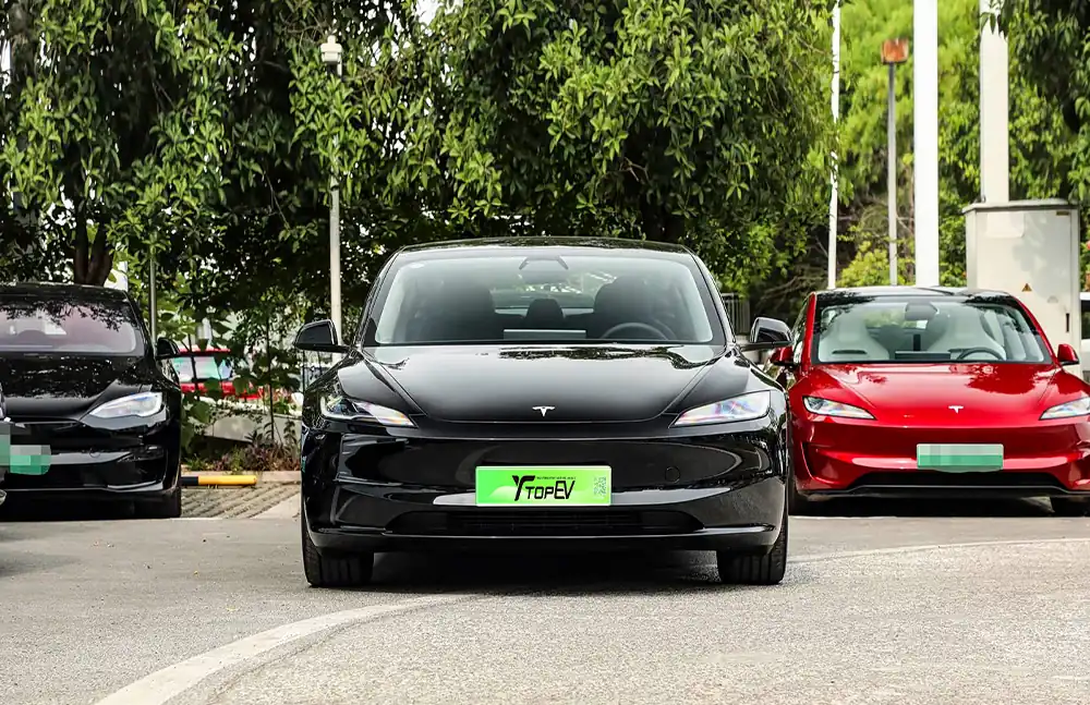 Tesla Model 3 2025