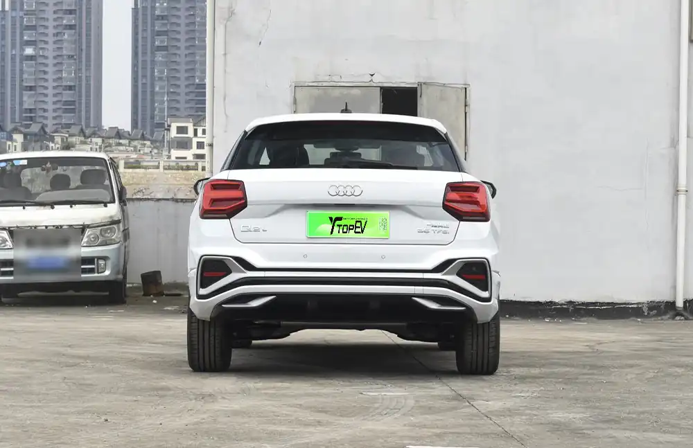 Audi Q2L 2025