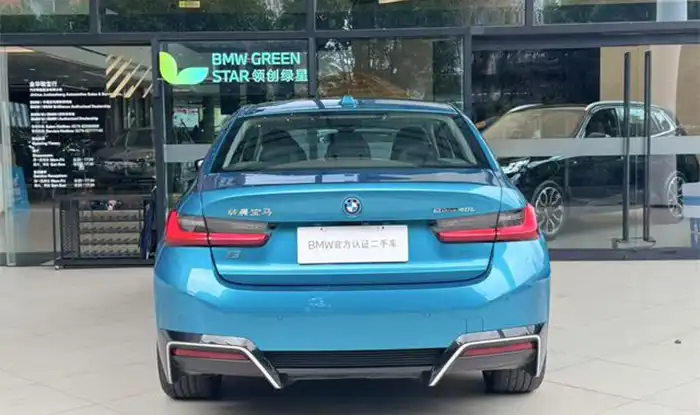 BMW i3 usado, ano modelo 2023, facelift eDrive 40L Night Edition Sport Package