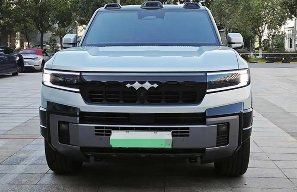 BYD Leopard 8 usado, modelo 2025, Intelligence & Courage Luxury Edition, 7 lugares