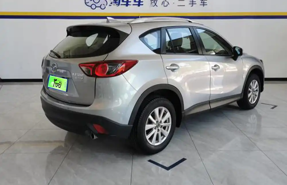 Mazda CX-5 usado, modelo 2015, 2.0 L, transmisión automática, tracción delantera, acabado Urban.