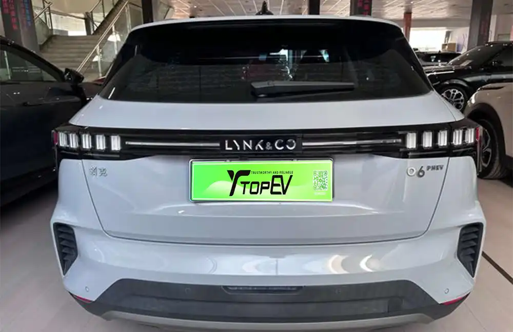 Lynk & Co 06 EM-P 2023 PHEV Remix Pro de segunda mano