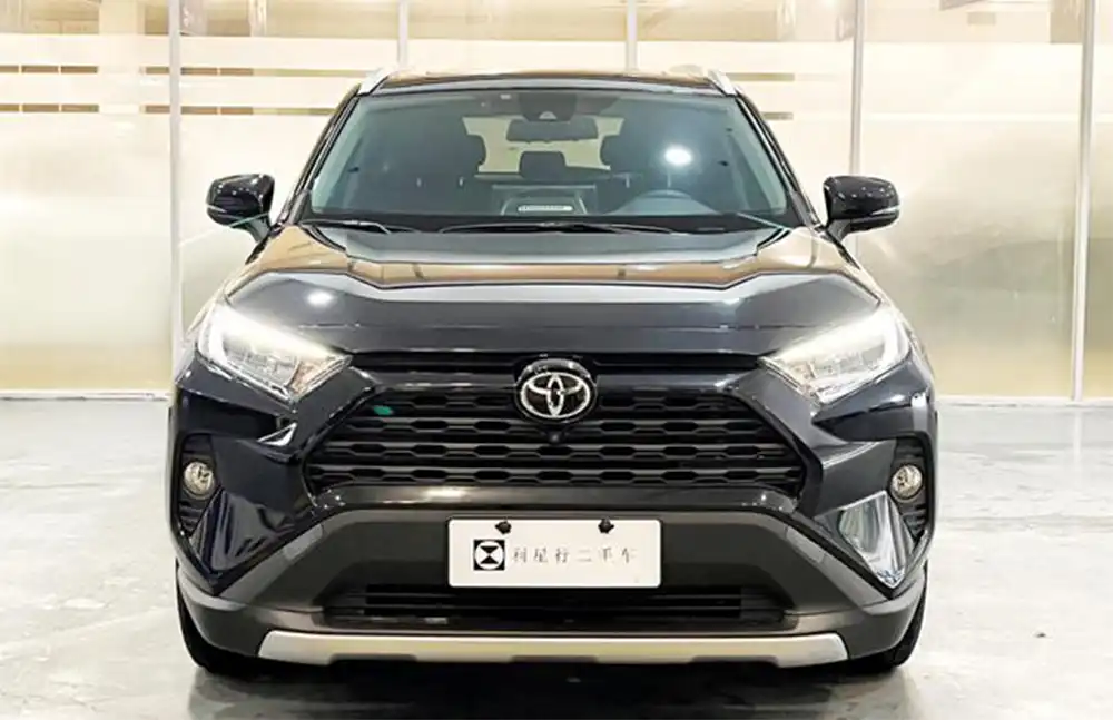 Toyota RAV4 usado, modelo 2020, 2.0 L, CVT, tracción delantera, Style Edition.