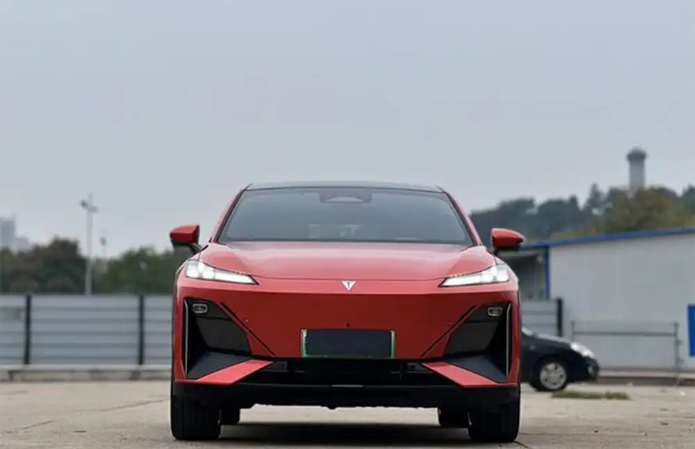 Deepal S07 Usado, Modelo 2024, 215MAX, Versión de Conducción Inteligente Kun (ADS SE) con Autonomía Extendida