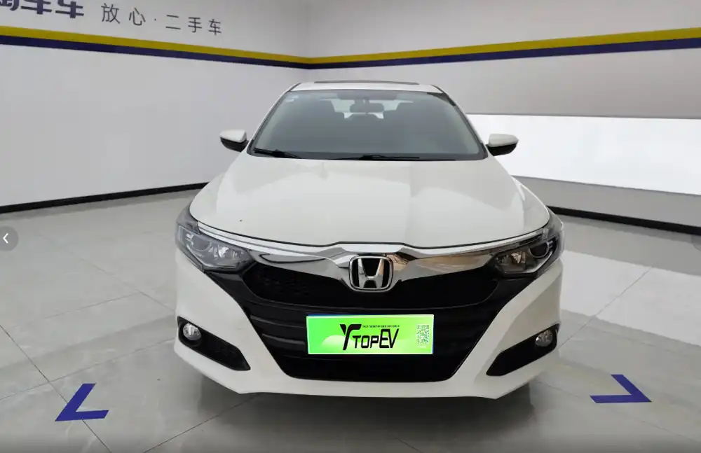 Honda Ling Pai 2019 usado, modelo 180Turbo CVT Luxury Edition, norma National VI
