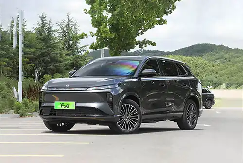 Dongfeng Fengshen L8 PHEV 2025