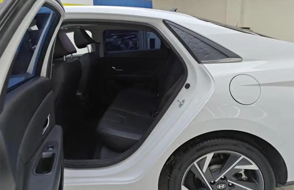 Hyundai Elantra 1.5L CVT LUX Edición Premium 2023 usado