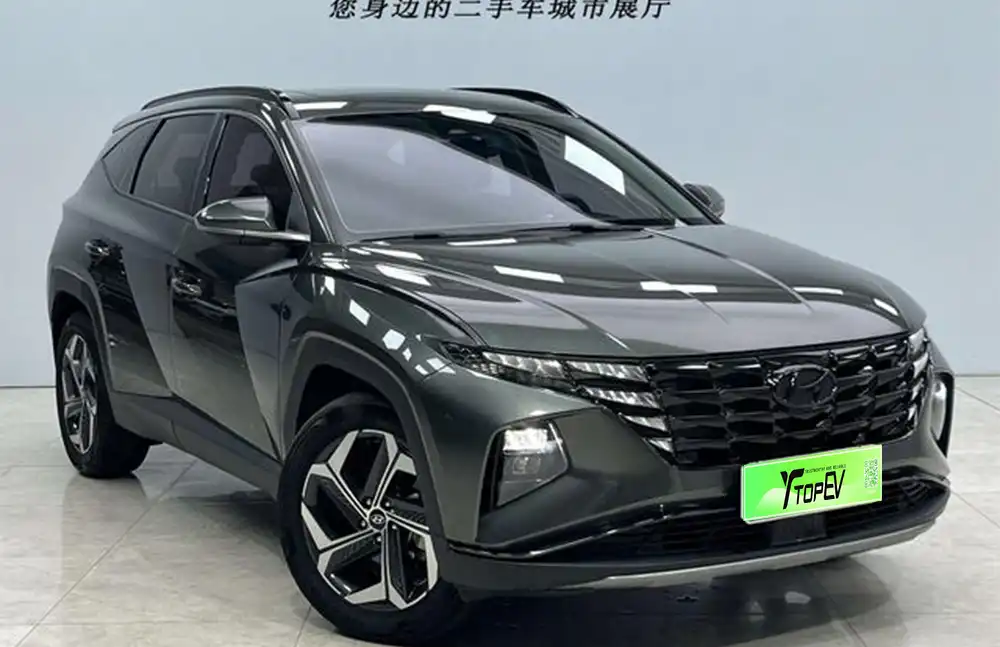 Hyundai Tucson L 1.5T LUX con tracción delantera, edición Premium, 2023, usado