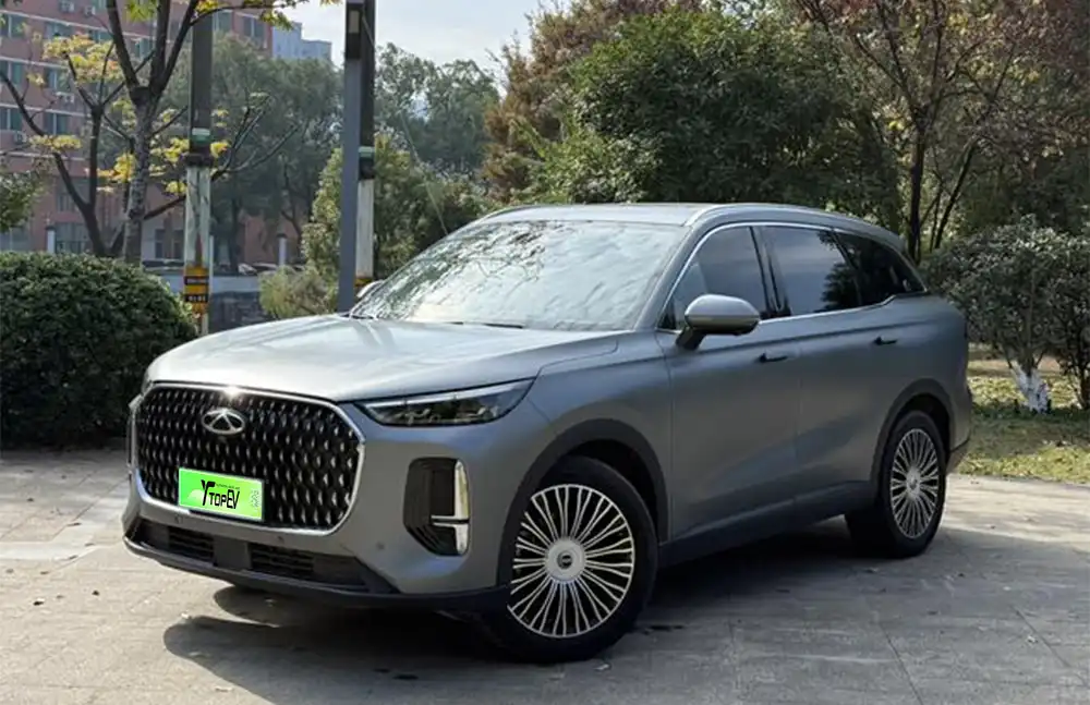 Chery Tiggo 8L 2024 usado, modelo 2.0T automático, edición Premium.