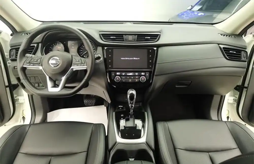 Nissan X-Trail 2023 Classic Edition 2.0L 2WD Smart Connect Premium Edition de segunda mano