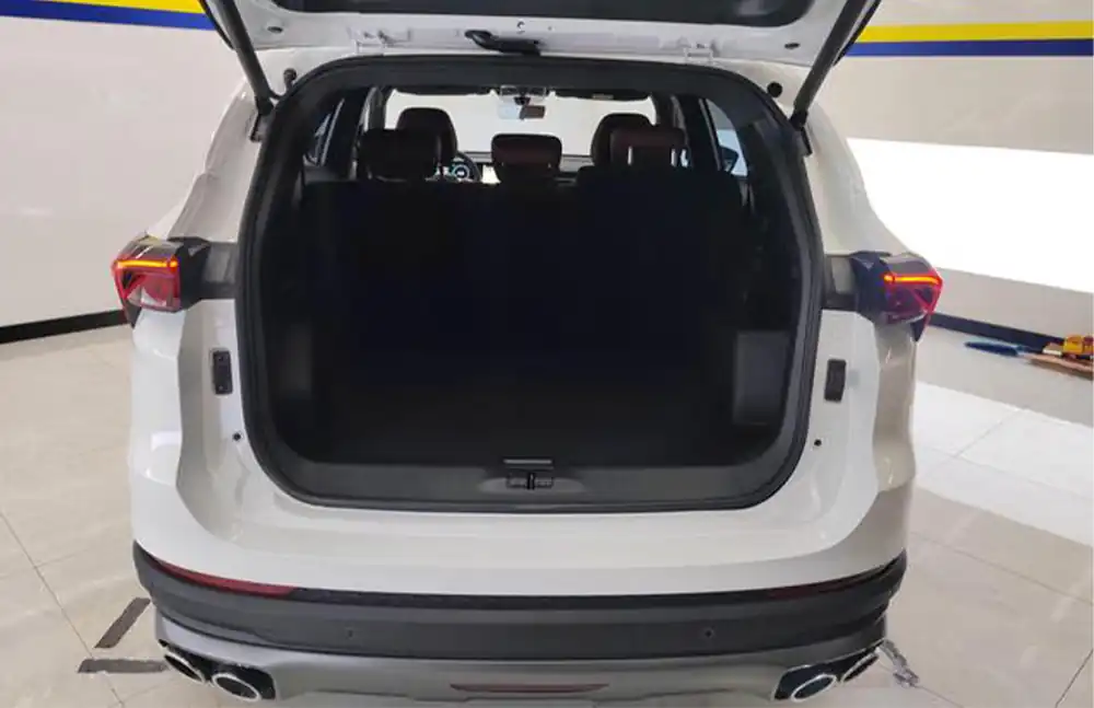 Jetour X70 PLUS 2024 usado, modelo 1.6T DCT Premium Edition, 5 lugares