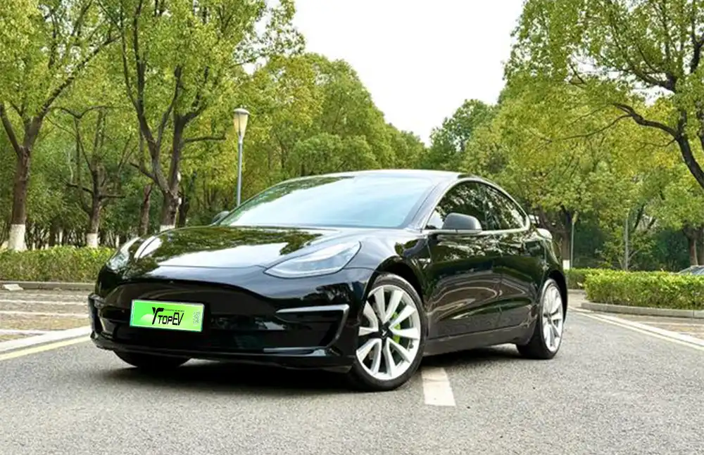 Modelo usado 3 2021 Standard Range Plus com tração traseira