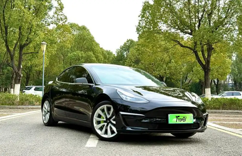 Modelo usado 3 2021 Standard Range Plus com tração traseira