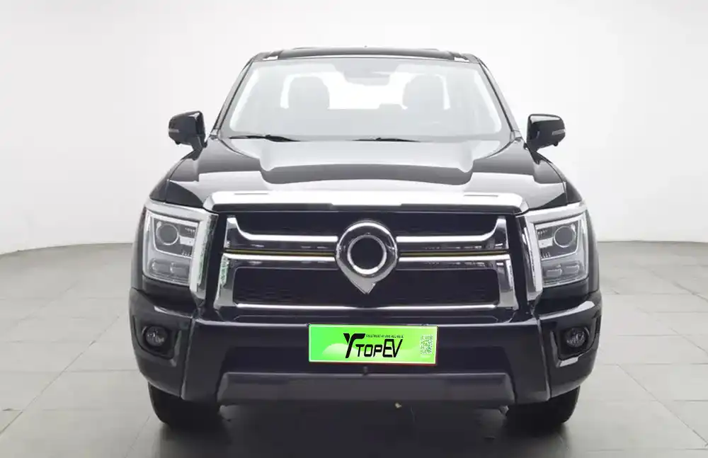 Cañón King Kong usado, modelo 2023, diésel 2.0T, transmisión automática de 6 velocidades, versión Elite de tracción delantera.