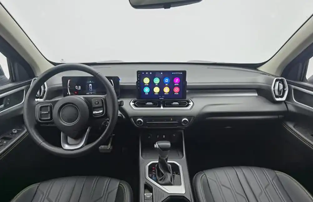 Cañón King Kong usado, modelo 2023, diésel 2.0T, transmisión automática de 6 velocidades, versión Elite de tracción delantera.