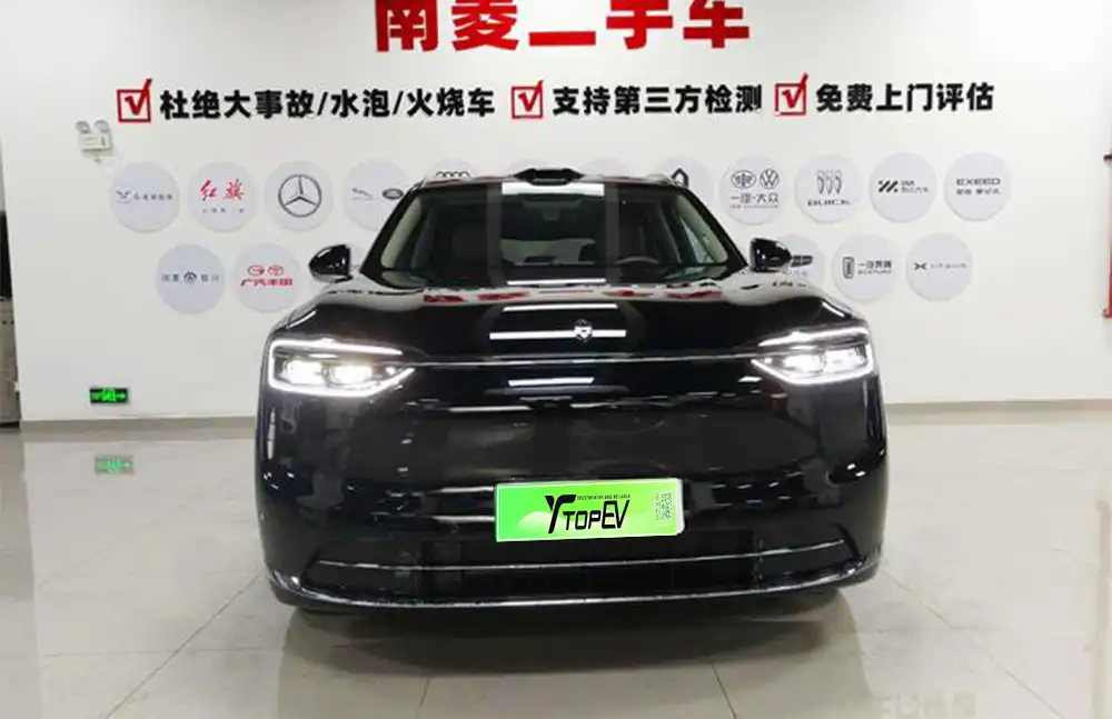 Aito M7 usado, modelo 2026, Ultra de autonomía extendida, 5 plazas, tracción integral.