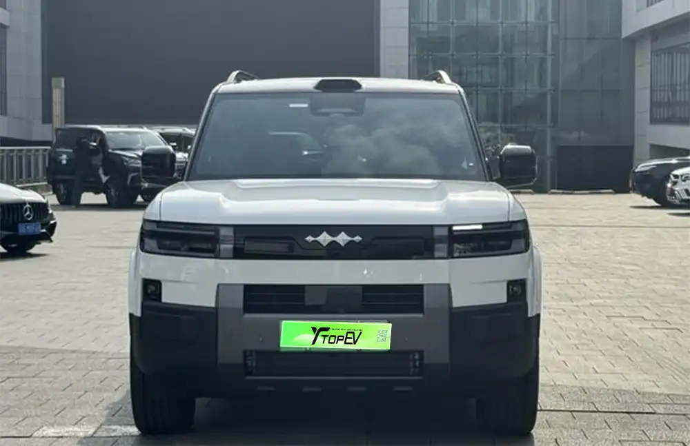 Titanium 7 PHEV de 2025 de segunda mano, 190 km/h, tracción a las cuatro ruedas, versión Ultra