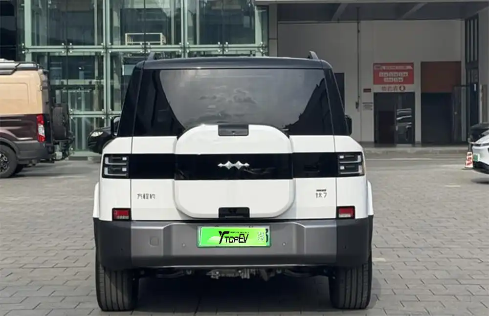 Titanium 7 PHEV de 2025 de segunda mano, 190 km/h, tracción a las cuatro ruedas, versión Ultra