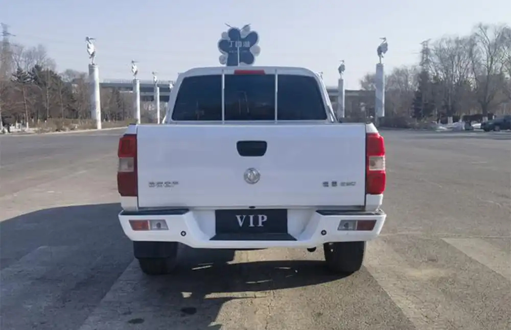 Usado Dongfeng Ruiqi 2023 2.4T diésel tracción en las cuatro ruedas versión Xiaokang (modelo básico).