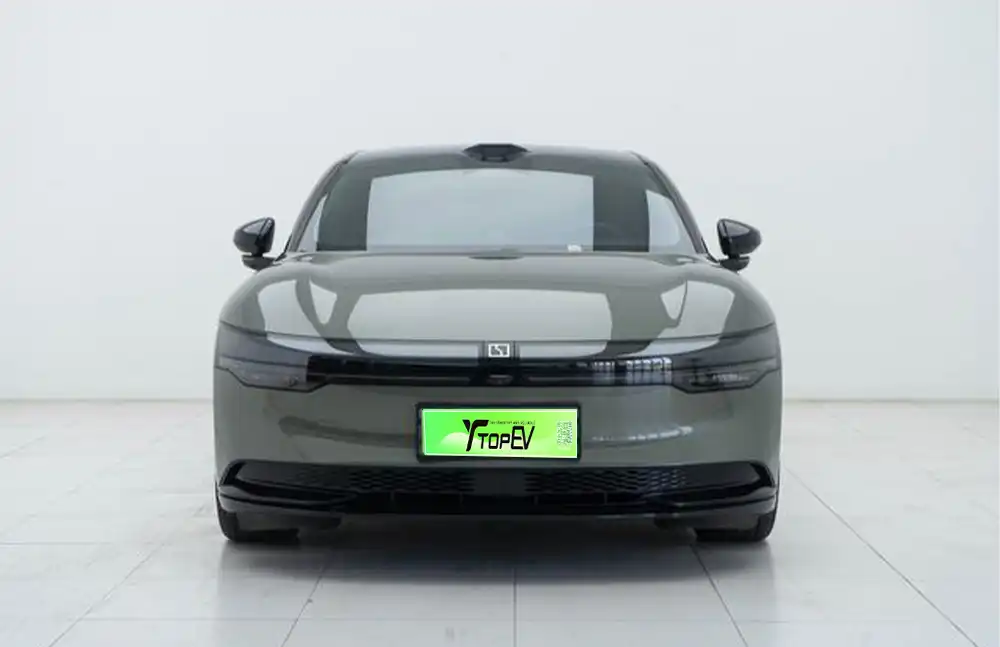 ZEEKR 007 2025 usado, tracción integral, edición de conducción inteligente, 75 kWh