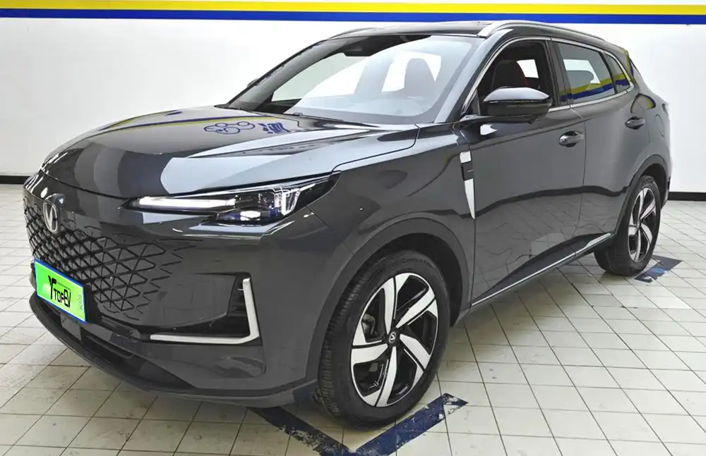 Changan CS55 PLUS 2024 usado, tercera generación, 1.5T DCT, versión premium.