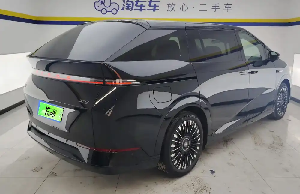 XPeng X9 de 2025 de segunda mano, totalmente eléctrico, con autonomía ultralarga de 740 km (máx.)