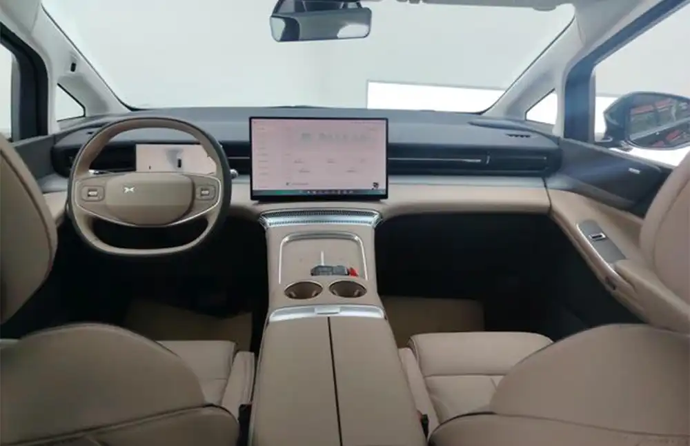 XPeng X9 de 2025 de segunda mano, totalmente eléctrico, con autonomía ultralarga de 740 km (máx.)