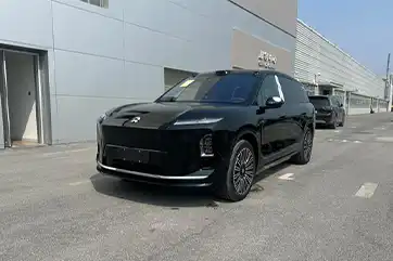 NIO ES8 modelo 2026 usado, versión ejecutiva de lujo de seis plazas