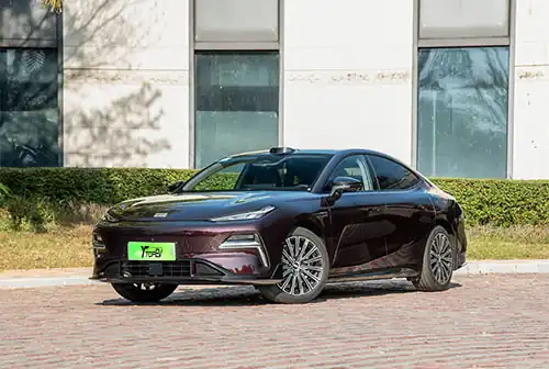 Geely Galaxy Starshine 8 PHEV 2026