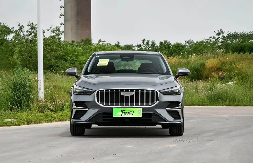 Geely Emgrand i-HEV 2027