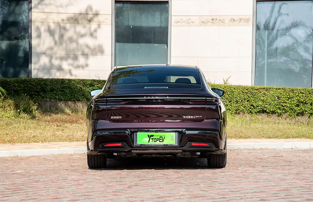 Geely Galaxy Starshine 8 PHEV 2026