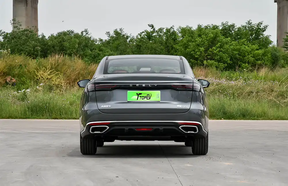 Geely Emgrand i-HEV 2027